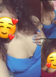 Dushani Jay - Transsexual escort in Colombo Photo 4 of 4