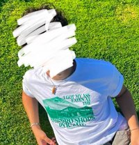 19 years old boy Dushen - Acompañantes masculino in Colombo