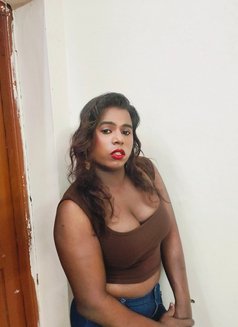 Dusky Active Shemale - Acompañantes transexual in Chennai Photo 9 of 11