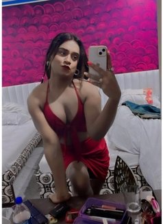 Dusky Bong Shemale - Transsexual escort in Kolkata Photo 7 of 11