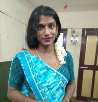 Dusky Karthika - Agencia de acompañantes transexuales in Chennai