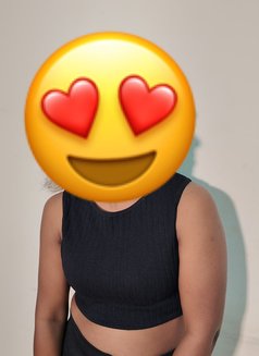 Dusky Kerala Beauty Isha in Uae - escort in Dubai Photo 1 of 2