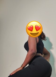 Dusky Kerala Beauty Isha in Uae - escort in Dubai Photo 2 of 2