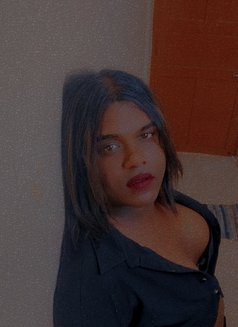 Dusky Malliga - Transsexual escort in Coimbatore Photo 9 of 12