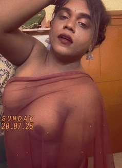 Dusky Malliga - Transsexual escort in Coimbatore Photo 12 of 12