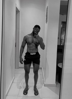 Dxb Massage Xxxl - Acompañantes masculino in Dubai Photo 10 of 10