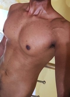 Dylan Grayson (Visit Ok) - Male escort in Colombo Photo 3 of 5