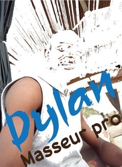 Dylan - Acompañantes masculino in Abidjan Photo 1 of 2