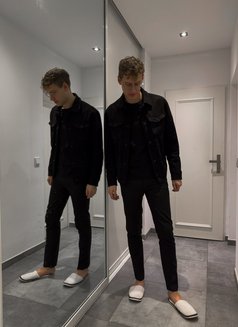 Dylan - Acompañantes masculino in Dubai Photo 6 of 15
