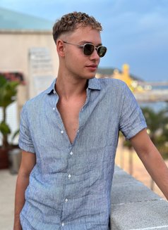 Dylan - Acompañantes masculino in Dubai Photo 11 of 15