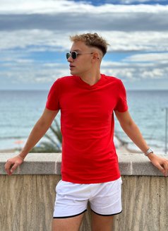 Dylan - Acompañantes masculino in Dubai Photo 14 of 15