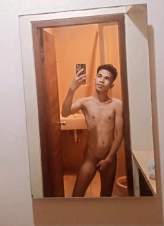 Dylan Muller - Male escort in Bali Photo 5 of 11