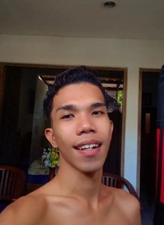 Dylan Muller - Male escort in Bali Photo 10 of 11