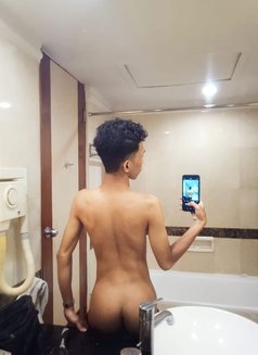 Dylan Muller - Male escort in Bali Photo 11 of 11