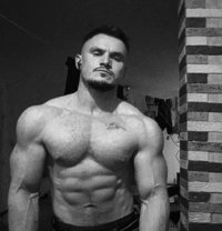 Dylan Muscle Bodybuilder - Acompañantes masculino in Dubai