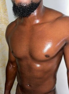 Dzzadzzy D - Acompañantes masculino in Nairobi Photo 3 of 7