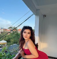 E V E L I N E SEXY ASS IN CANGGU - escort in Bali Photo 13 of 14