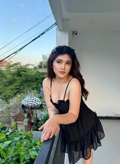 E V E L I N E SEXY ASS IN CANGGU - puta in Bali Photo 13 of 14
