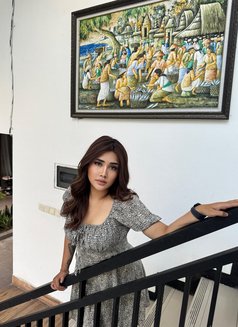 E V E L I N E SEXY IN CANGGU - puta in Bali Photo 15 of 16