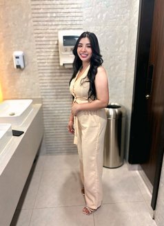 Ealla - puta in Al Manama Photo 3 of 5