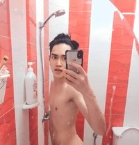 Eambkksilom Ms & X - masseur in Bangkok