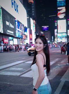 Earn - escort in Bangkok Photo 8 of 14