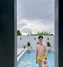 Earth - Acompañantes masculino in Bangkok Photo 2 of 7