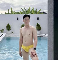 Earth.M - Male escort in Hong Kong Photo 1 of 8