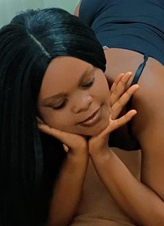 Eassy - puta in Riyadh Photo 1 of 4