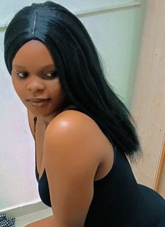 Eassy - puta in Riyadh Photo 2 of 4