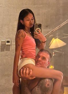 East West Heat - escort in Singapore Photo 3 of 4