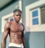 Eben - Acompañantes masculino in Dubai Photo 1 of 2