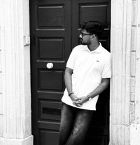 Ebin Poppy - Male adult performer in Malta