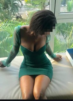 Ebony African girl Independent - escort in Colombo Photo 8 of 9