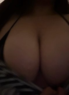 Ebony Chocolate Ass Zetto Melon Boobs - puta in Bangalore Photo 2 of 6
