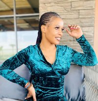 Ebony Mia Khalifa +91//76528//02643 - escort in Chandigarh Photo 5 of 8