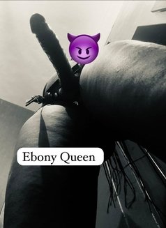Ebony Queen - escort in New Delhi Photo 15 of 18