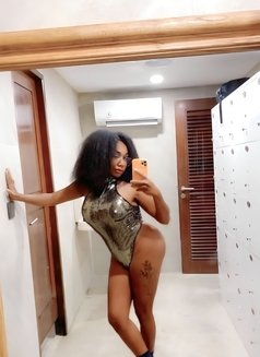 EBONY AFRICA TS - Transsexual escort in Hong Kong Photo 23 of 26