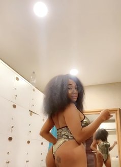 EBONY AFRICA TS - Transsexual escort in Hong Kong Photo 24 of 26