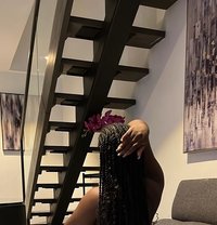 Ebony59 - escort in Paris