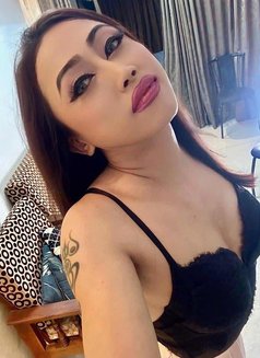 Echann Versatile - Transsexual escort in Mumbai Photo 3 of 8