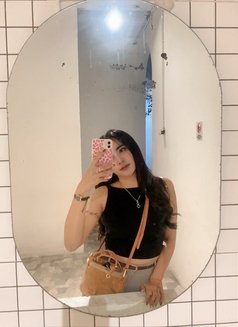 Vanesh - puta in Bali Photo 2 of 6