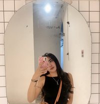 Vanesh - escort in Bali