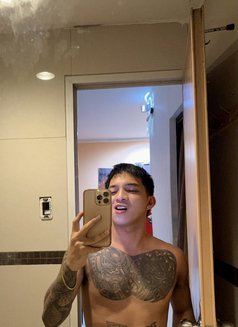 Echo Asian Escort - Acompañantes masculino in Hong Kong Photo 1 of 1