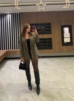 Eda - escort in İstanbul Photo 9 of 15