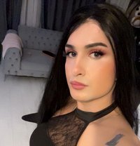 Edas - Transsexual escort in Riyadh