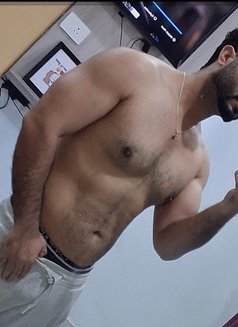 Eddie - Male escort in New Delhi Photo 2 of 2