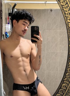Eddie - masseur in Phuket Photo 6 of 6