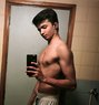 Eddy - Acompañantes masculino in New Delhi Photo 1 of 3