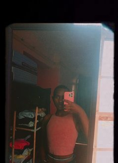 Eddy - Male escort in Nairobi Photo 3 of 4